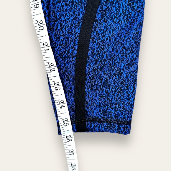 Lululemon On Track Tight sz 4 - Picture 5 of 9